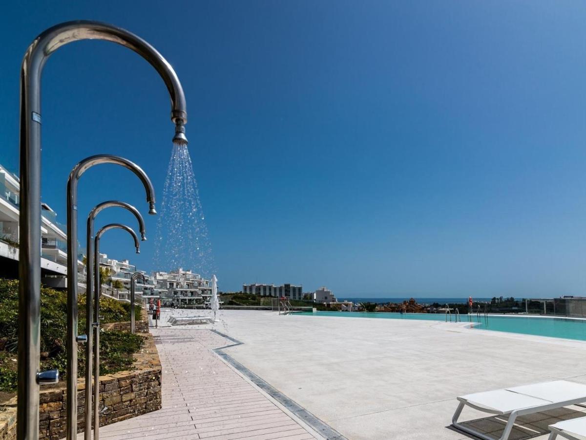 Апартаменты Unique 3-Bdrm Townhouse, Stunning View, Pool & Bbq Эстепона Экстерьер фото